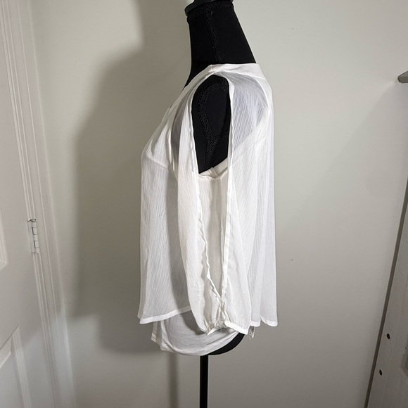 by & by Asymmetrical White Cut Out Blouse - Picture 5 of 6